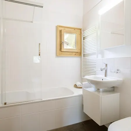 Appartement Chesa Carina 5 *